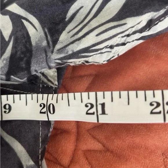 Billabong mens Hawaiian shirt - Picture 6 of 6